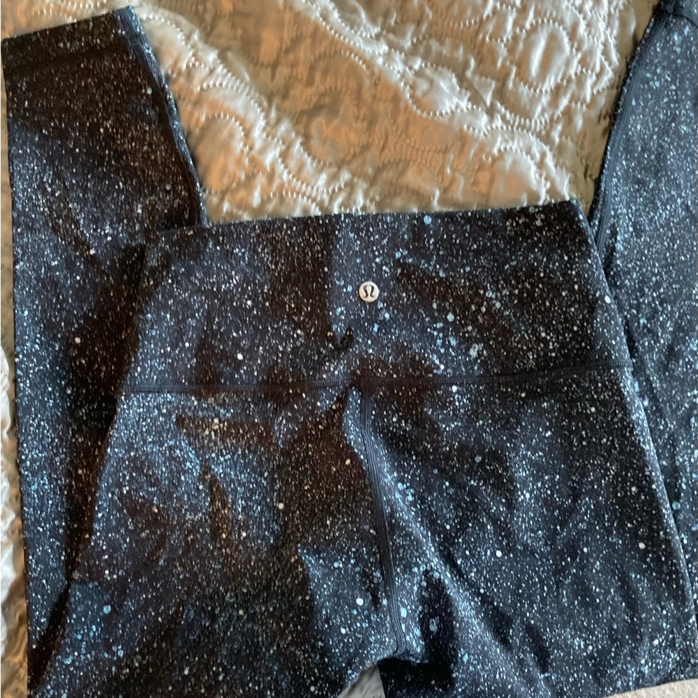 New without tags Lululemon galaxy print leggings size 6